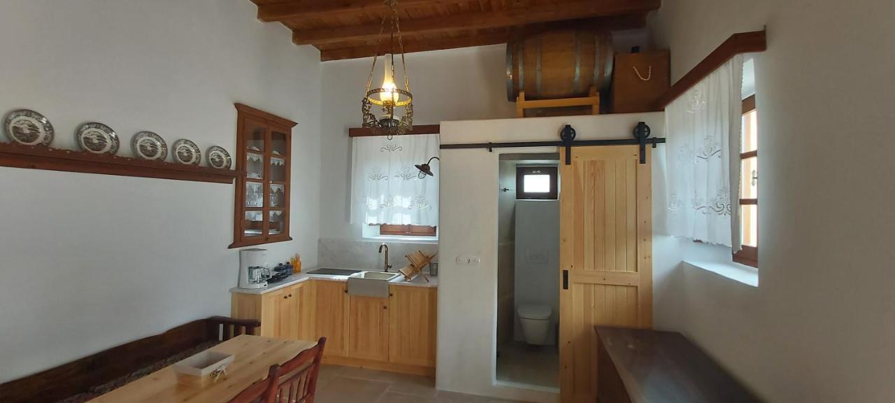 Small Traditional House In Asfendiou Kos Agios Dimitrios  Extérieur photo