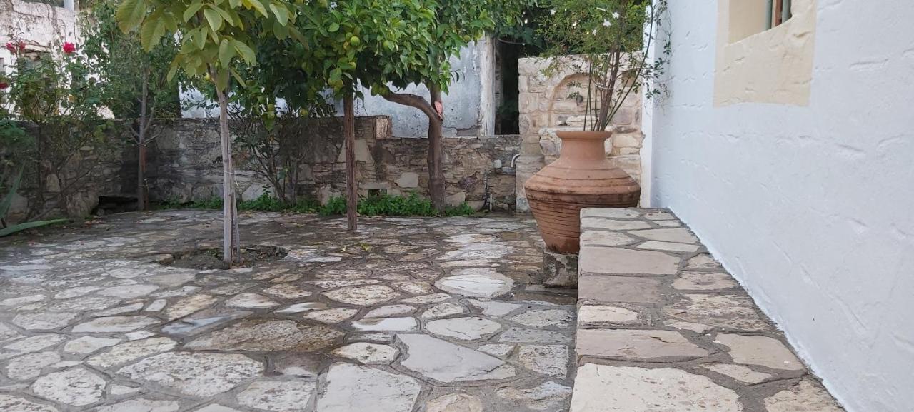 Small Traditional House In Asfendiou Kos Agios Dimitrios  Extérieur photo