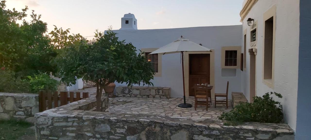 Small Traditional House In Asfendiou Kos Agios Dimitrios  Extérieur photo